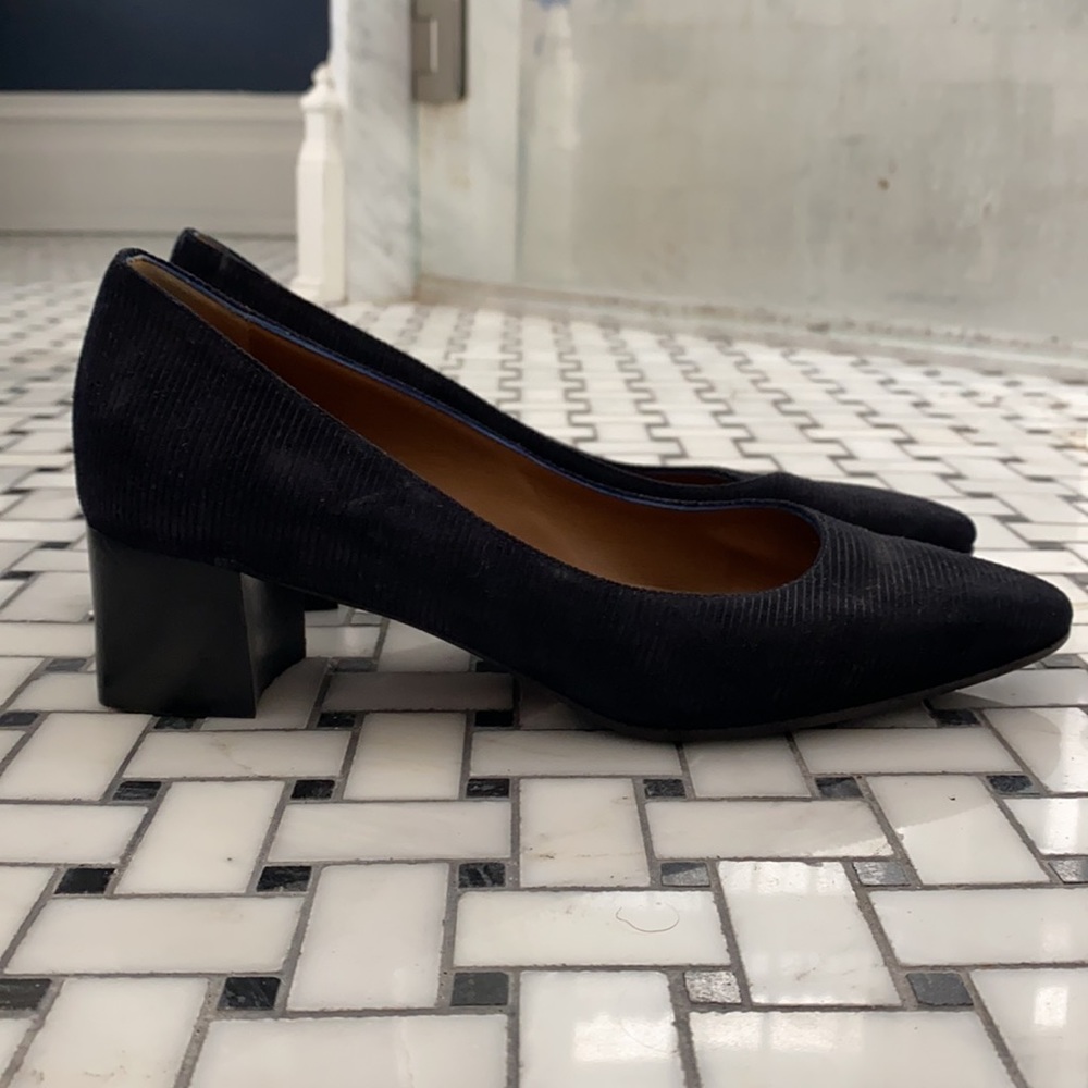 AQUATALIA dark navy corduroy pumps